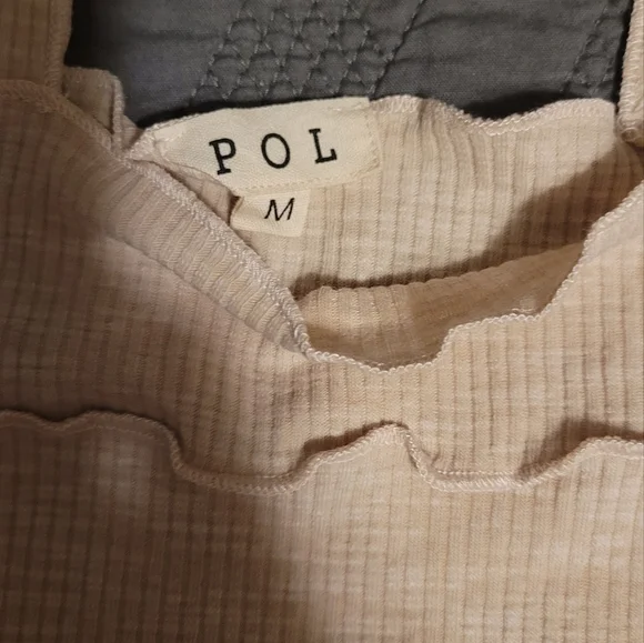POL Ribbed Tank with Ruffle Trim Medium - Picture 2 of 4